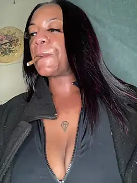 AlexaTheSlut online show from 01-04-25, 10:24