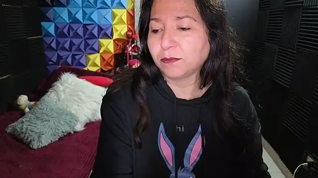 Snapshot of katifoxx chatting on 01-18-26, 08:34 katifoxx online show from 01-18-26, 08:34