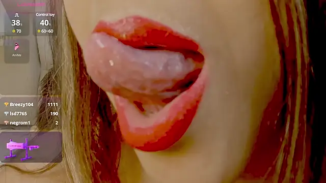 Snapshot of zarahdivousi chatting on 02-21-25, 08:49 zarahdivousi online show from 02-21-25, 08:49