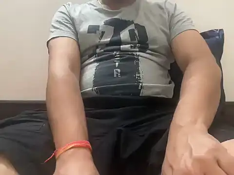 nishantsaraswat online show from 10-28-25, 05:15