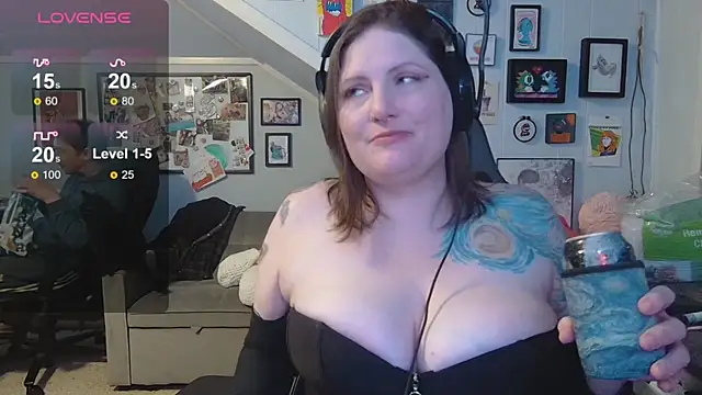 Snapshot of royallylit chatting on 01-01-25, 05:33 royallylit online show from 01-01-25, 05:33