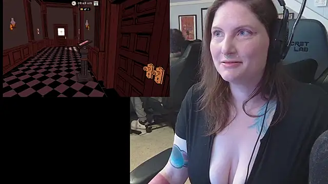 Snapshot of royallylit chatting on 11-08-25, 05:07 royallylit online show from 11-08-25, 05:07