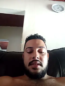 AzureKnee online show from 04-11-26, 04:22
