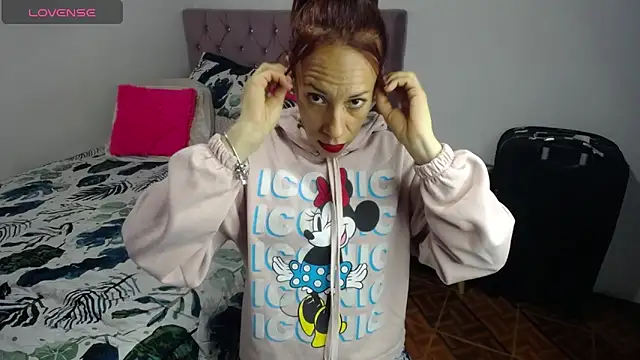 Snapshot of cristin_doll_ chatting on 02-21-25, 09:43 cristin doll online show from 02-21-25, 09:43