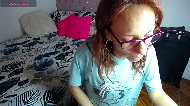 Snapshot of cristin_doll_ chatting on 02-26-25, 05:39 cristin doll online show from 02-26-25, 05:39