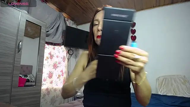 Snapshot of cristin_doll_ chatting on 03-09-25, 01:26 cristin doll online show from 03-09-25, 01:26