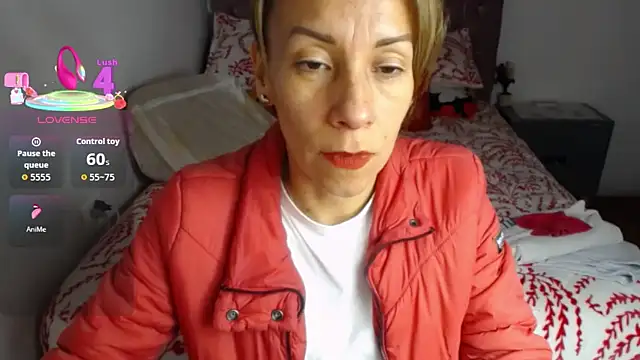 Snapshot of cristin_doll_ chatting on 09-08-25, 04:28 cristin doll online show from 09-08-25, 04:28