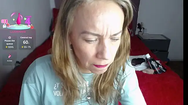 Snapshot of cristin_doll_ chatting on 11-19-25, 09:26 cristin doll online show from 11-19-25, 09:26