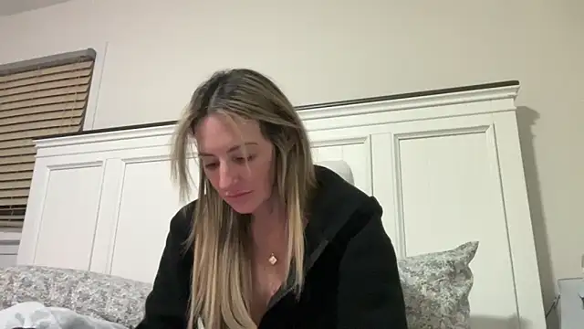 AmandaStarryNight online show from 02-17-26, 03:47