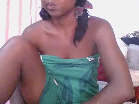 Snapshot of Hamie_sexy chatting on 11-24-25, 11:54 Hamie sexy online show from 11-24-25, 11:54