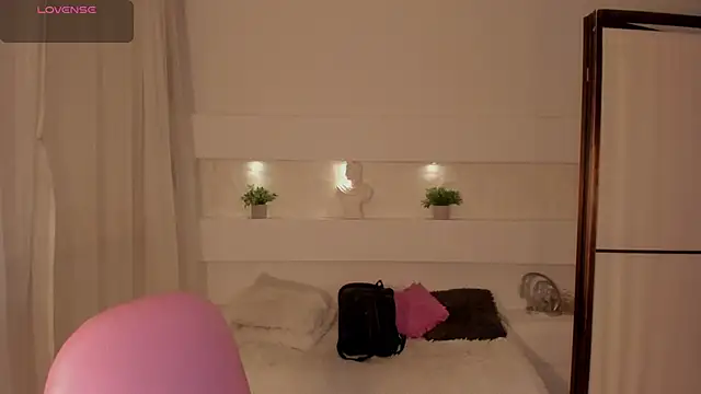 AshleyRoys online show from 03-10-25, 03:41