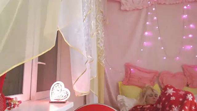 SunnySylvia online show from 02-15-26, 08:27