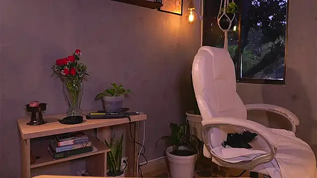 Isapetit  online show from 10-04-25, 08:07