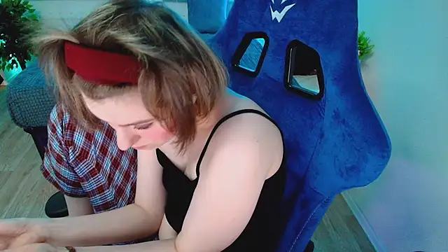 CranberryHot online show from 10-31-25, 10:27