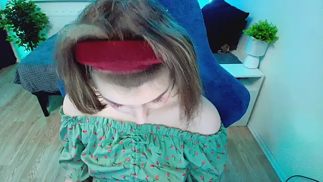 CranberryHot online show from 12-19-25, 03:13