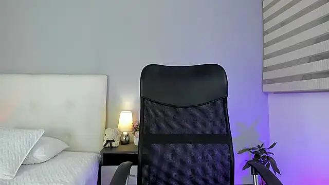 NataliaBuiles online show from 02-07-25, 02:50