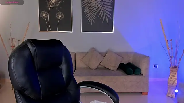 MorganHicks online show from 09-25-25, 07:17