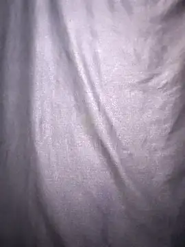 Snapshot of Robika-bika chatting on 12-18-25, 02:45 Robika-bika online show from 12-18-25, 02:45