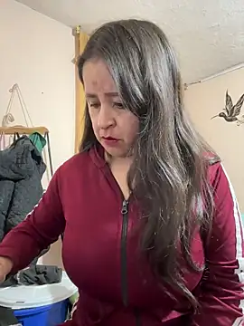 latinfemale online show from 11-16-25, 01:11