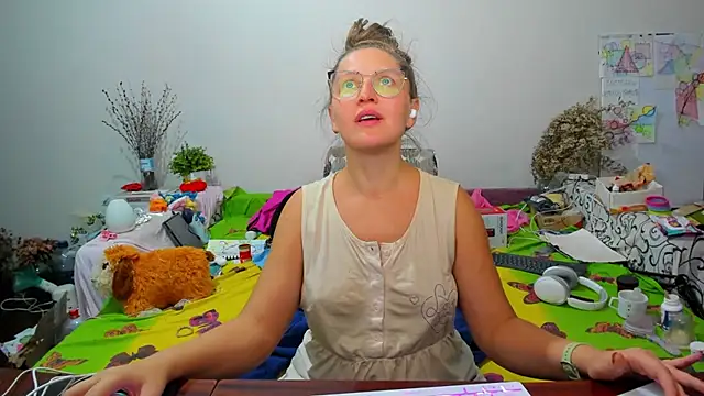 Snapshot of IamYourNarcotic chatting on 12-01-24, 05:02 IamYourNarcotic online show from 12-01-24, 05:02