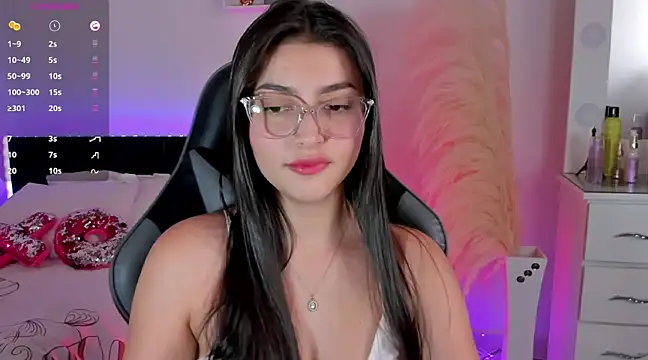 esmeralda colllins online show from 03-17-25, 06:53