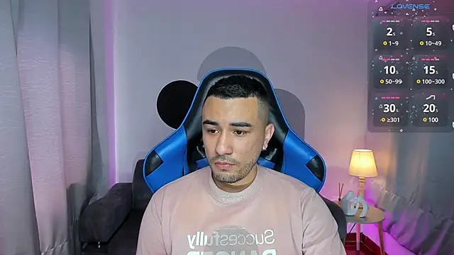 Snapshot of Nick_Moca chatting on 01-12-25, 02:30 Nick Moca online show from 01-12-25, 02:30