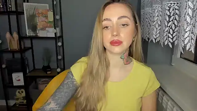 Snapshot of sexyCoralie chatting on 12-26-24, 10:59 sexyCoralie online show from 12-26-24, 10:59