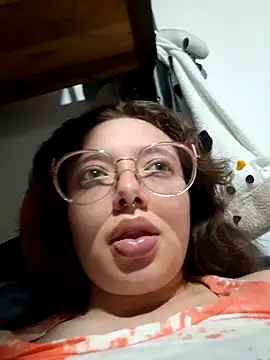 linda-schmidt online show from 11-18-25, 01:33