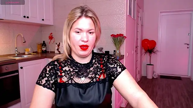 HotTiffani online show from 02-23-25, 12:05