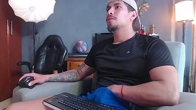 geirge teacherxx online show from 11-06-25, 10:10