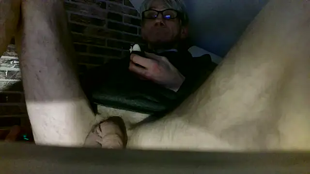 Snapshot of InMeinenMund chatting on 12-02-24, 10:34 InMeinenMund online show from 12-02-24, 10:34