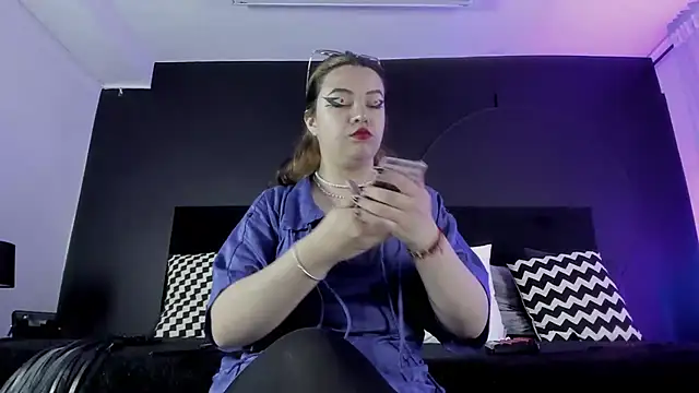  Jade 16 online show from 07-14-26, 11:49