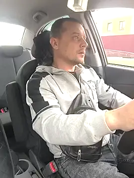 Snapshot of DanielOhCool chatting on 03-27-26, 10:48 DanielOhCool online show from 03-27-26, 10:48