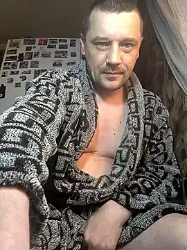 Snapshot of DanielOhCool chatting on 03-28-26, 04:34 DanielOhCool online show from 03-28-26, 04:34