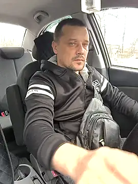 Snapshot of DanielOhCool chatting on 03-31-26, 12:05 DanielOhCool online show from 03-31-26, 12:05