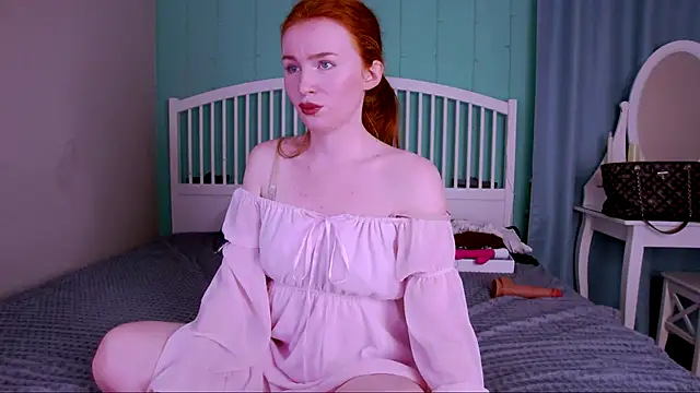 Snapshot of GingerArin chatting on 11-12-25, 09:21 GingerArin online show from 11-12-25, 09:21