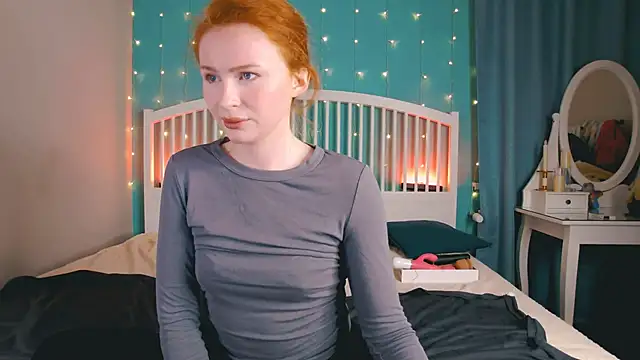 Snapshot of GingerArin chatting on 11-27-25, 10:17 GingerArin online show from 11-27-25, 10:17