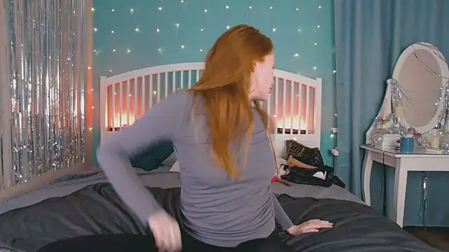 Snapshot of GingerArin chatting on 01-17-26, 11:37 GingerArin online show from 01-17-26, 11:37