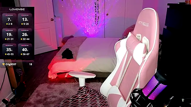 queenxlexy online show from 01-20-25, 10:37