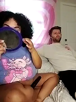 Snapshot of TasteeKitty chatting on 02-25-25, 09:02 TasteeKitty online show from 02-25-25, 09:02