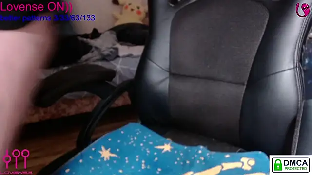 sweet cute cat online show from 02-25-25, 06:20