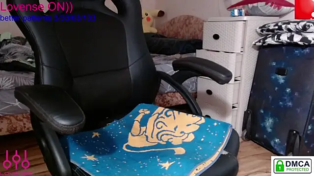 sweet cute cat online show from 03-11-25, 04:51