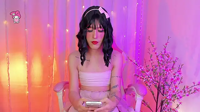 rosseblondee online show from 06-21-26, 06:32