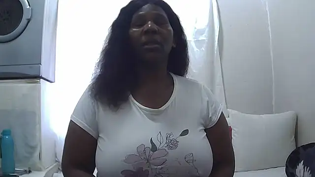 Delicioussexy online show from 10-15-25, 06:02