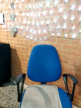 Lilybanx online show from 02-16-25, 09:05