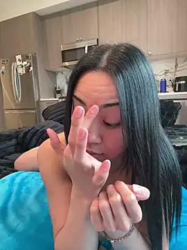 Snapshot of babymalaya chatting on 03-15-25, 04:32 babymalaya online show from 03-15-25, 04:32