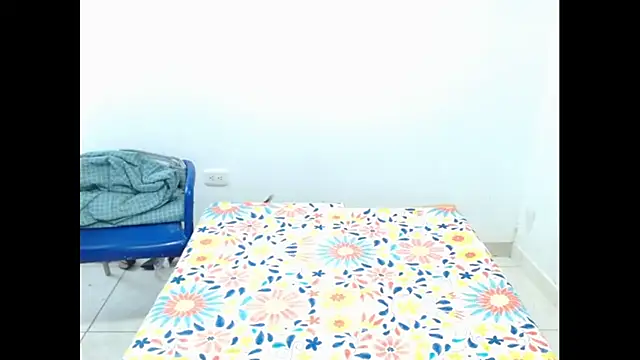 keyklin1 online show from 11-22-25, 12:48