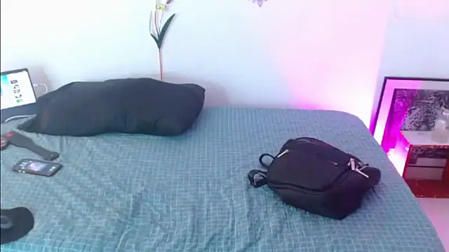 keyklin1 online show from 02-10-26, 06:23