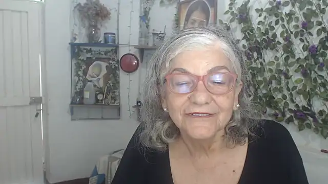 FunnyGrandma online show from 03-02-26, 03:19