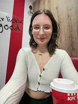 The Snowwhitee online show from 04-04-26, 09:12